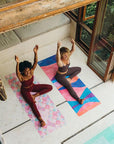 Jógová podložka Yoga Design Lab Combo Travel 1,5 mm – Monaco
