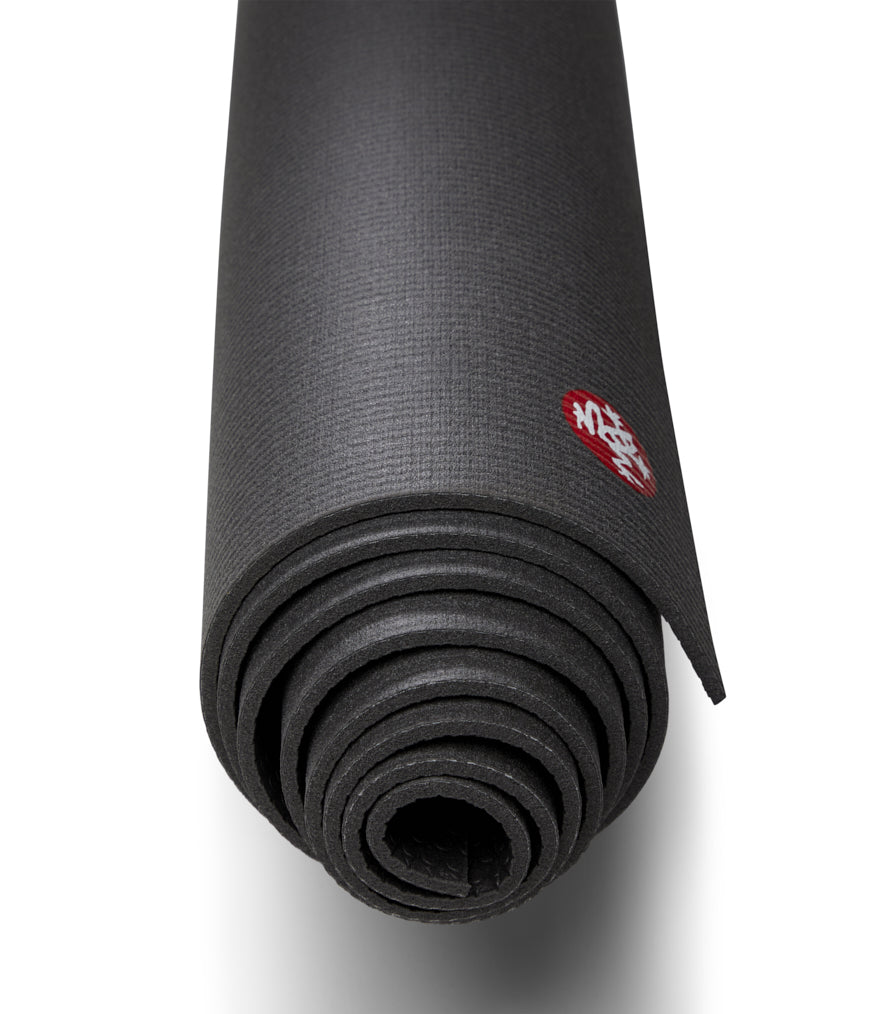 Jógová podložka Manduka PROlite 4,7 mm, 200 cm × 76 cm – černá