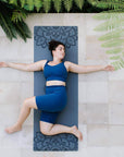 Jógová podložka Yoga Design Lab Flow 6 mm – Pure Mandala Charcoal