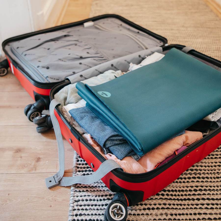 Gumová jógová podložka Bodhi EcoPro Travel 1,3 mm – mátová