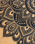 Korková podložka na jógu Yoga Design Lab 1,5 mm – Mandala Black