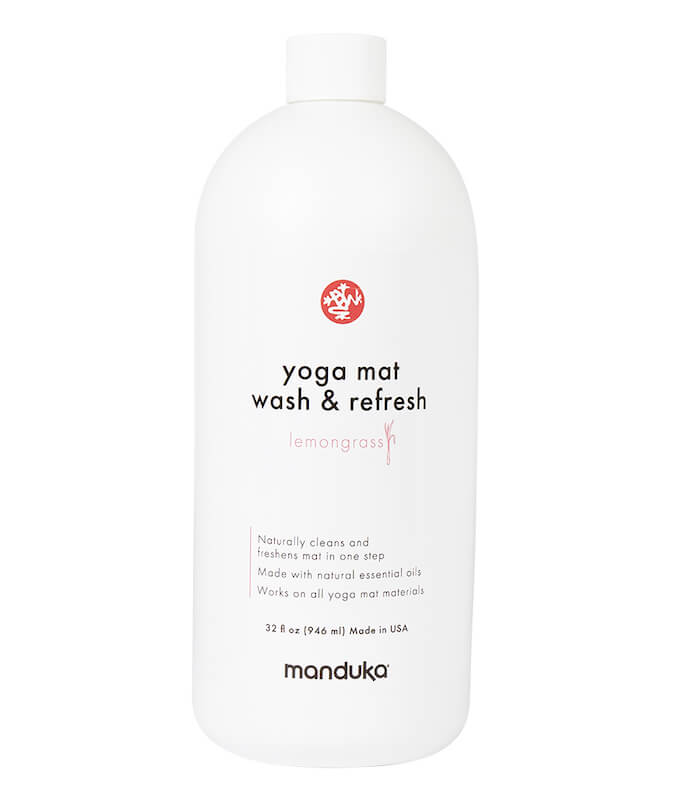 Manduka Yoga Mat Wash and Refresh 946 ml Lemongrass – Čisticí prostředek na podložky