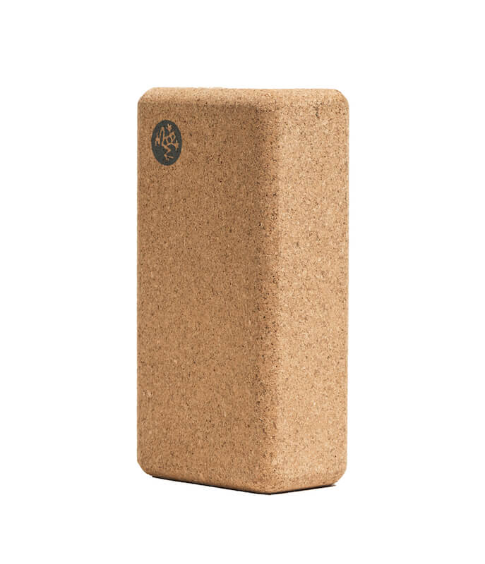Korkový blok na jógu Manduka Lean Cork Block