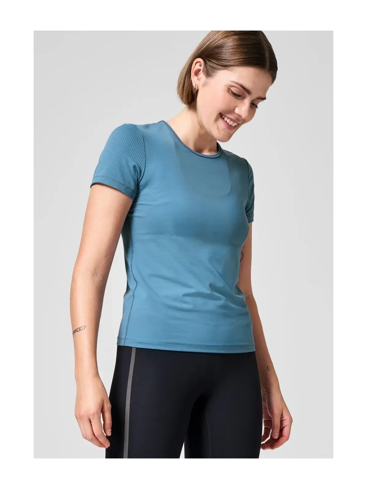 Tričko Casall Essential Mesh Detail Tee