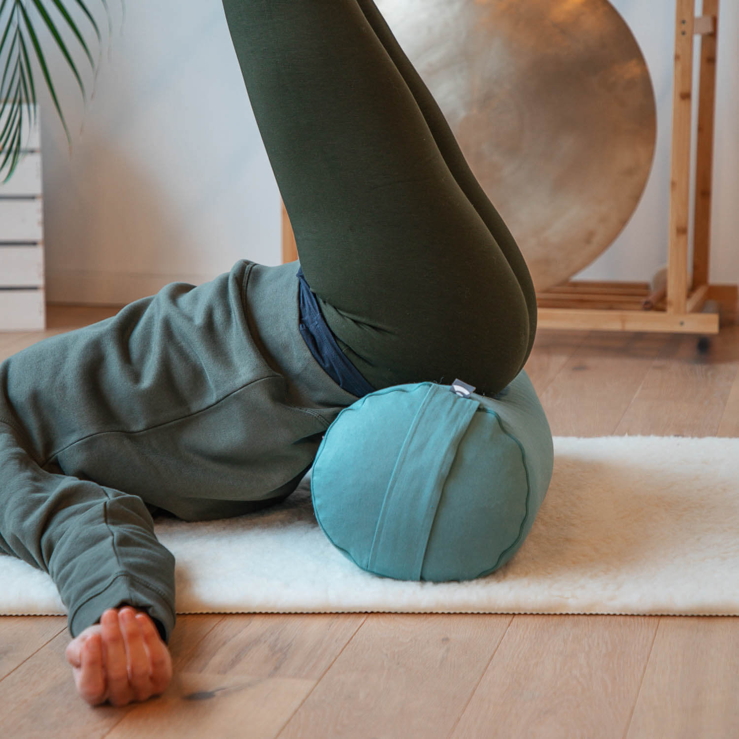 Jógový váleček Bolster Bodhi ECO – fialový