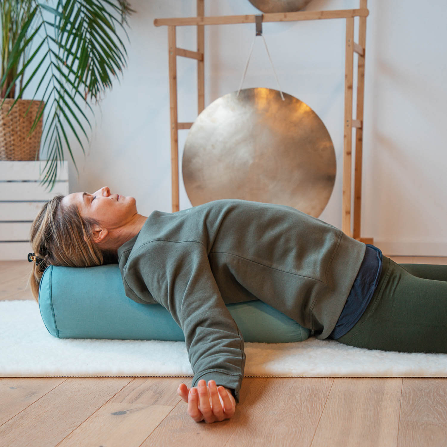 Jógový váleček Bolster Bodhi ECO – žlutý
