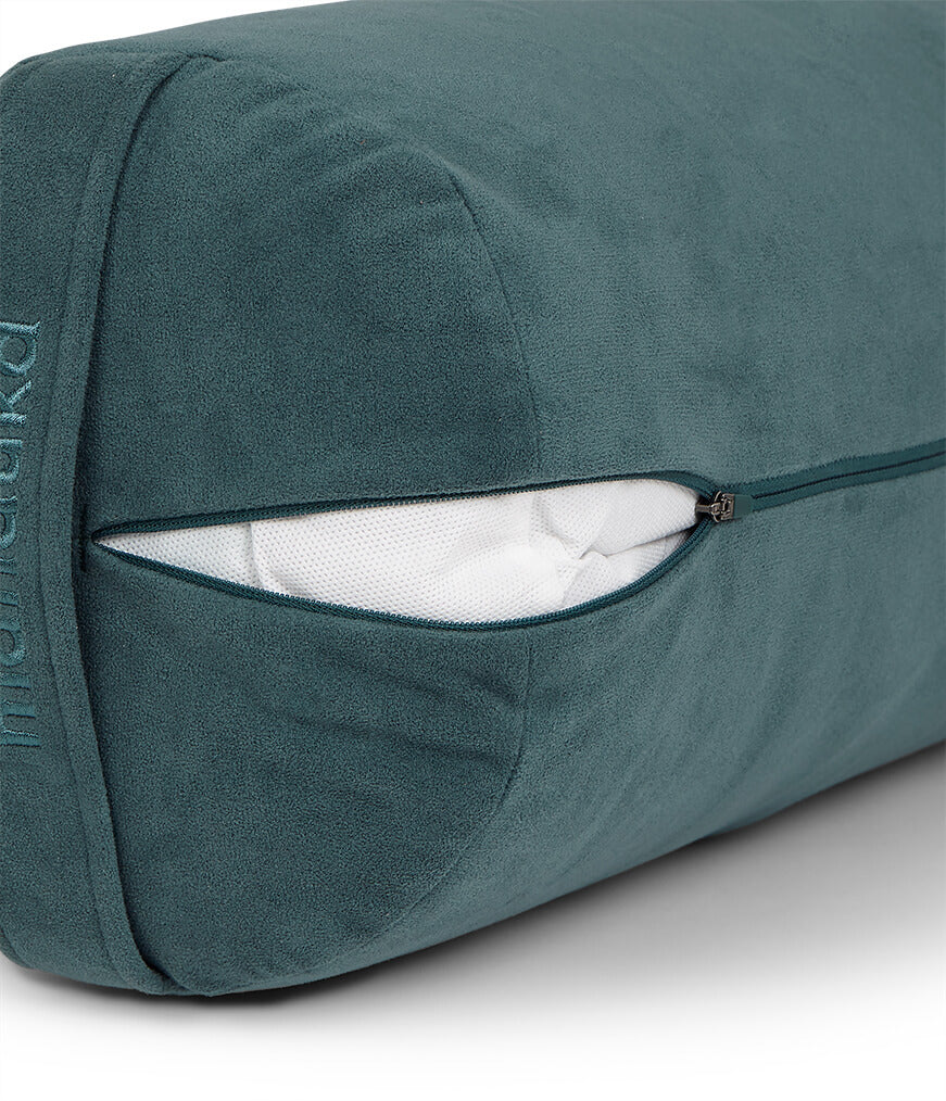 Jógový váleček Manduka Equa Round – Sage Solid