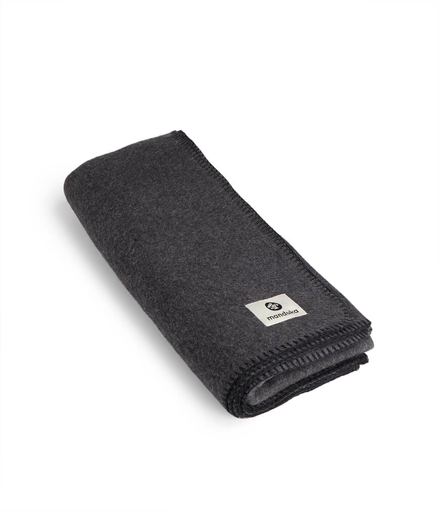 Vlněná deka na jógu Manduka Essential Wool Blanket – Thunder