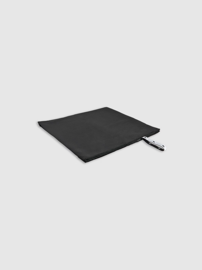 Rychleschnoucí sportovní ručník L 80 x 170 cm – černý