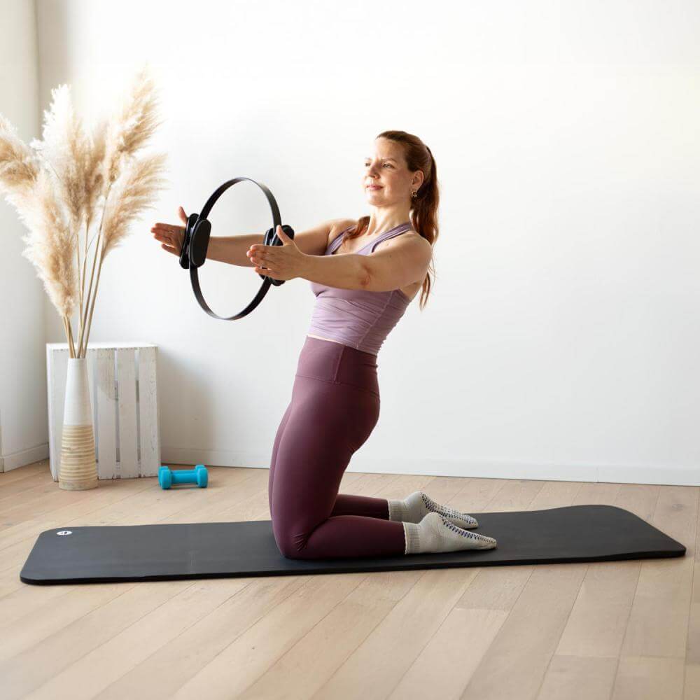 Pilates podložka Bodhi 1,5 cm – šedá