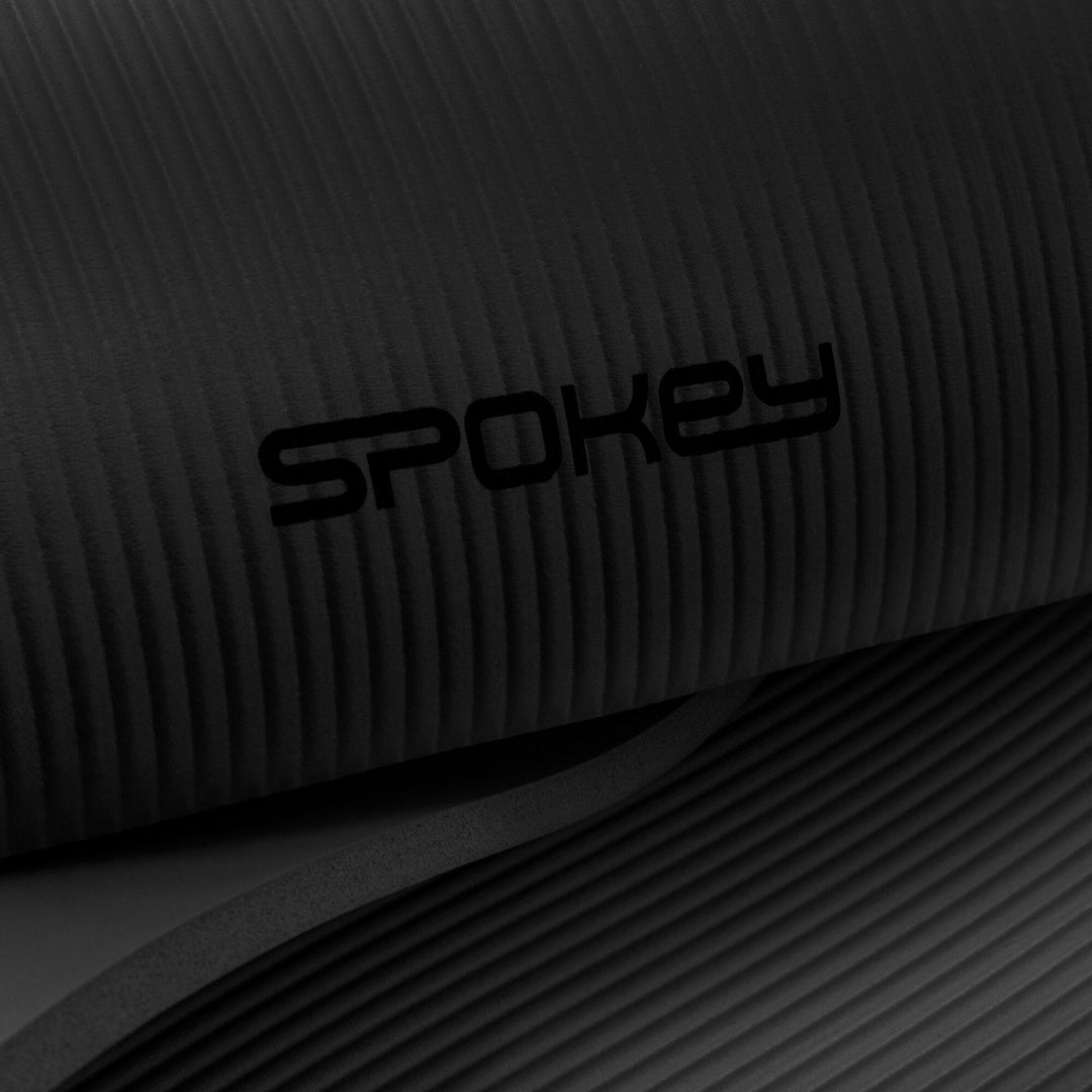 Cvičební podložka Spokey Softmat 1,5 cm – černá